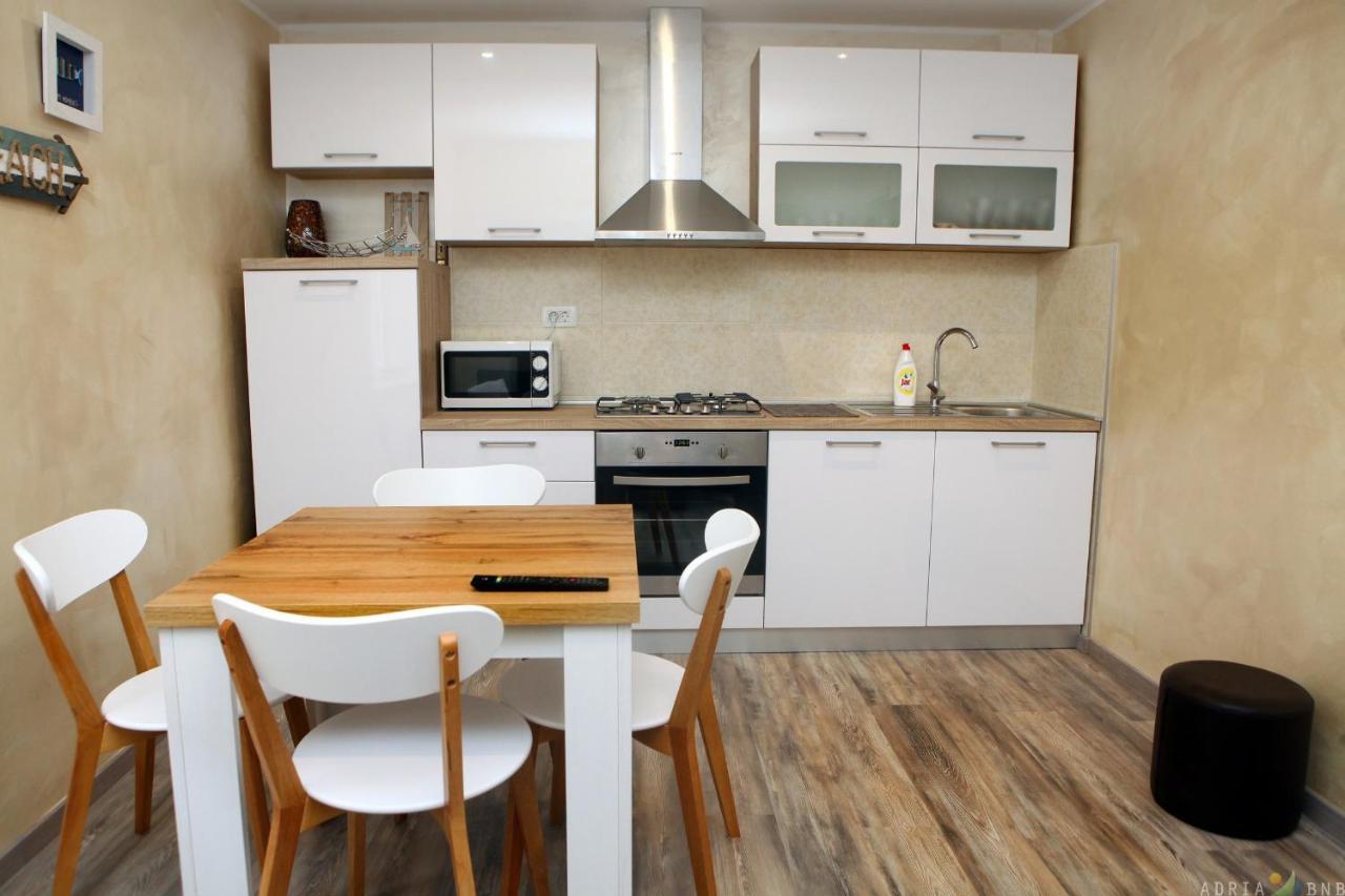 Nice Apartment Near The Sea Es3 Умаг Екстериор снимка
