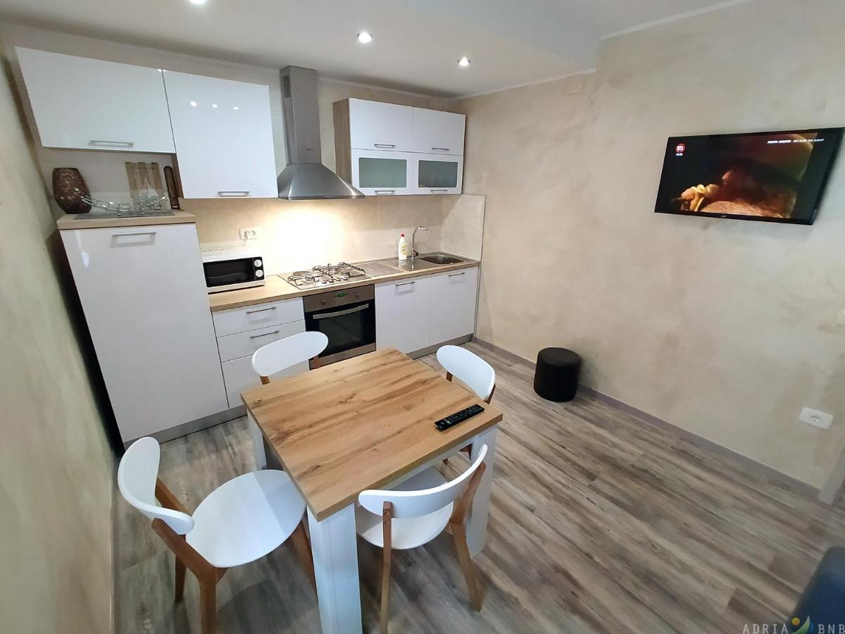 Nice Apartment Near The Sea Es3 Умаг Екстериор снимка